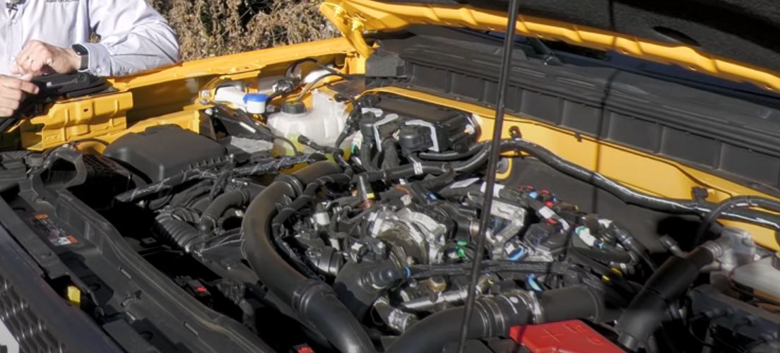 Ford Bronco 2022 Engine View