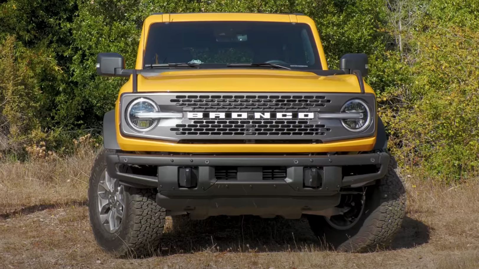 Ford Bronco 2022 Front View